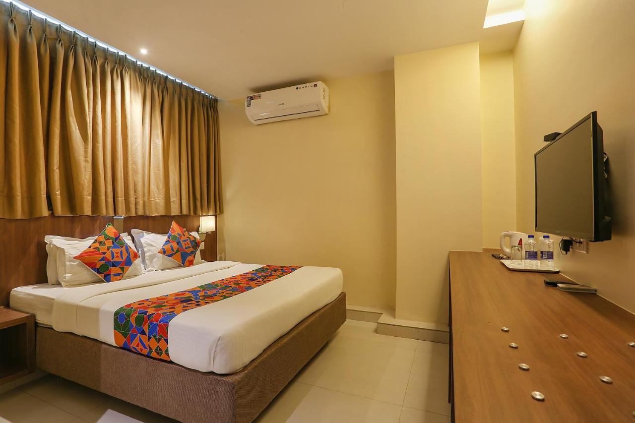 Fabhotel Royal International Bombay Exterior foto